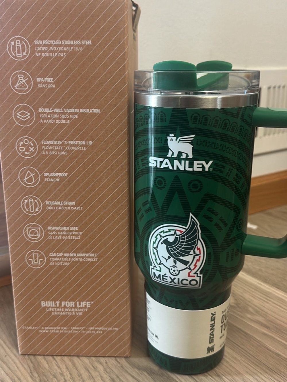 Stanley Green Mexico Emblem Travel Mug with Handle